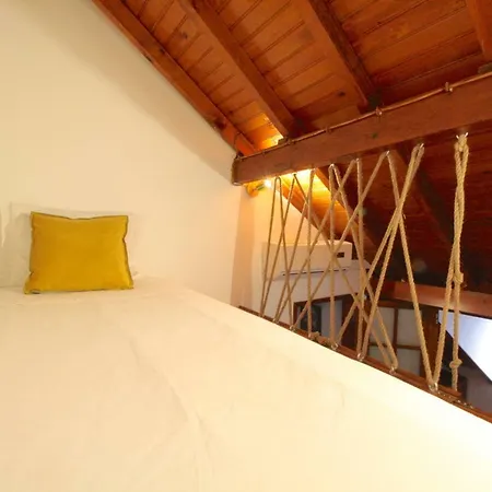 Apartment Lisbon's Attic *