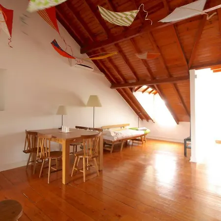 Apartment Lisbon's Attic